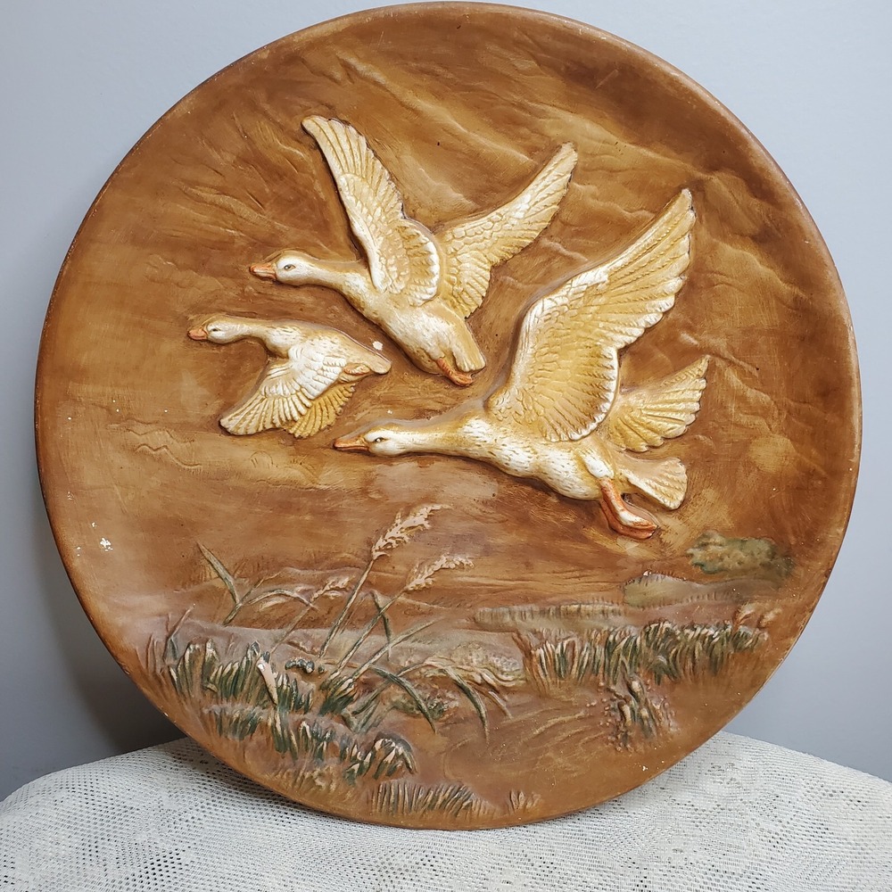 Vtg Ceramicโ Duck Geese Wall Hang Circle Plate Handmade Painted Signed Hunting